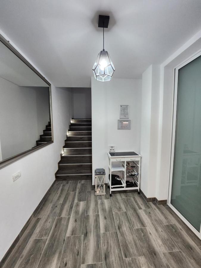 Armina'S Residence Dumbravita  ภายนอก รูปภาพ