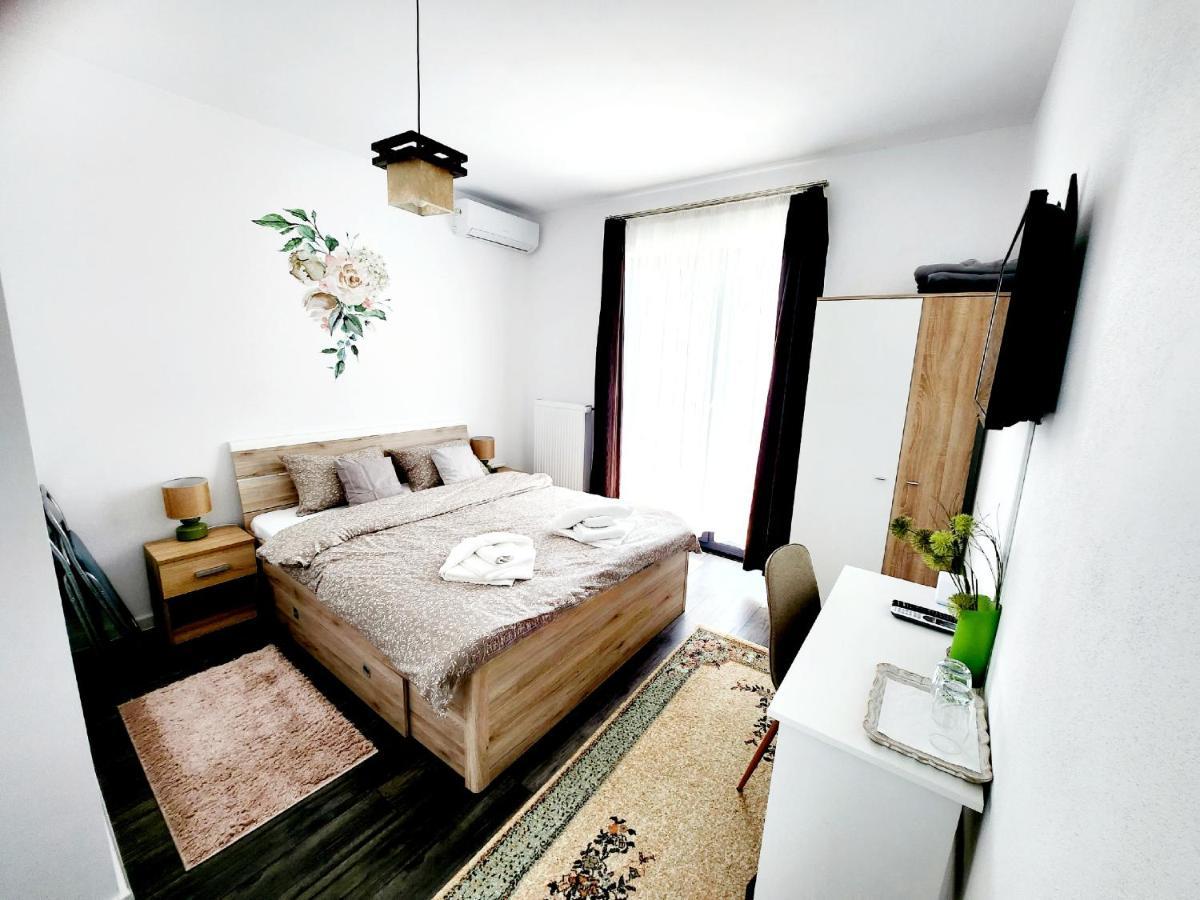 Armina'S Residence Dumbravita  ภายนอก รูปภาพ